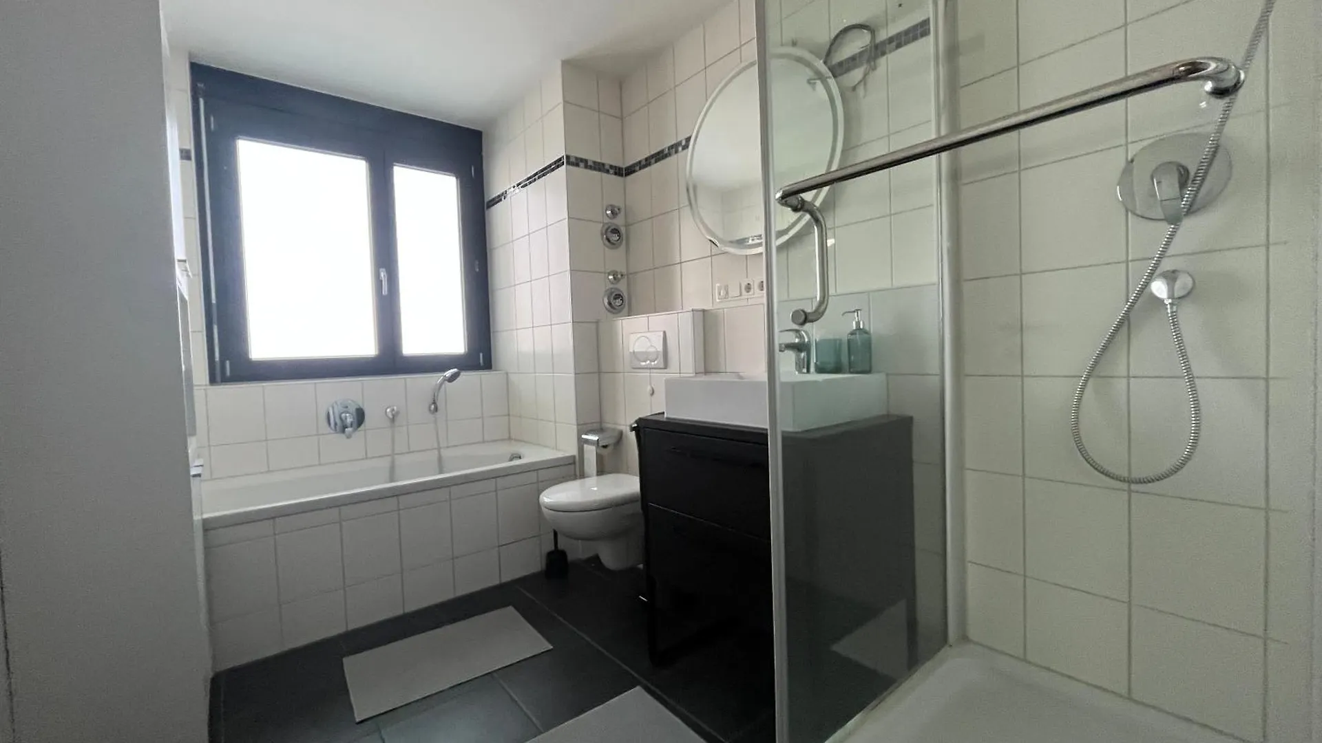 Simplex Apartments In Stuttgart-Mhring Modern Germany